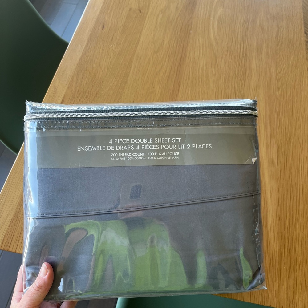 Double sheet set 700 thread
